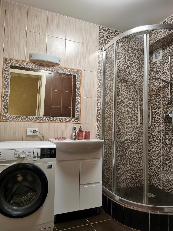 Апартаменти в центрі Чернігова Чернігів Екстер'єр фото